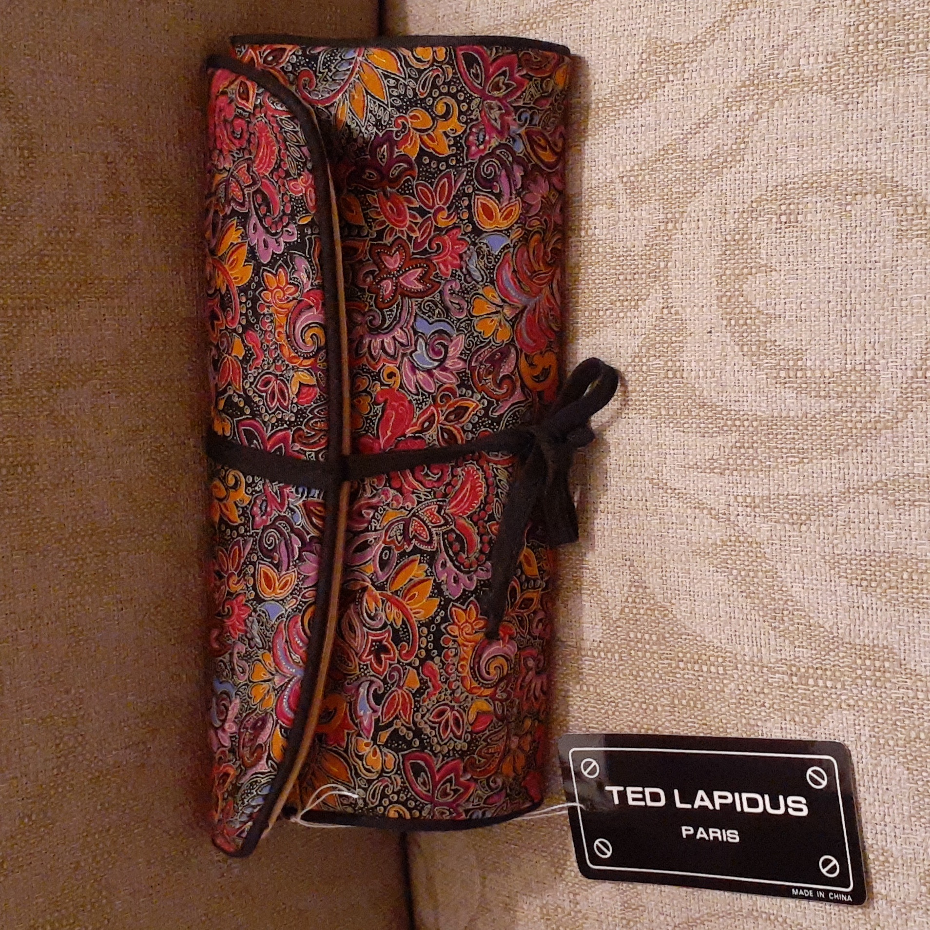 Ted Lapidus Authentic Jewelry Roll Nwt 59$